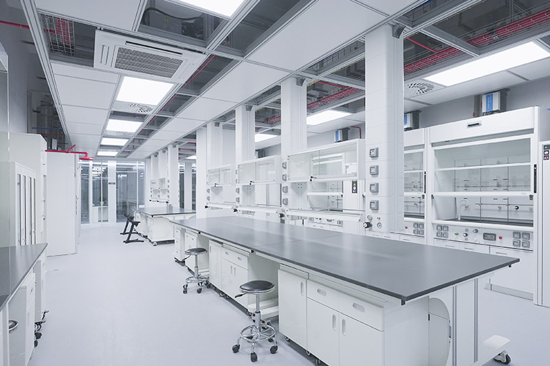 喀喇沁实验室革新：安全与科技的现代融合